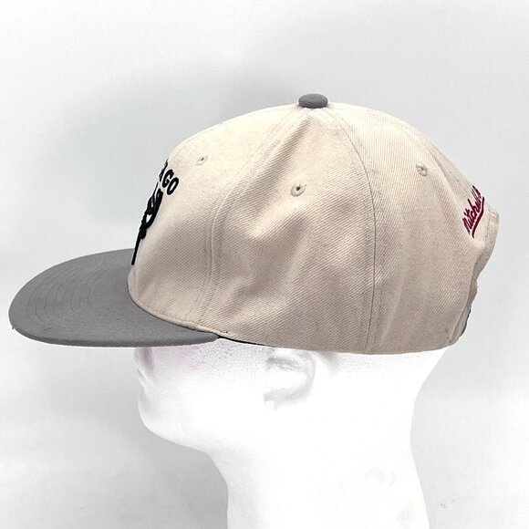 Mitchell & Ness Chicago Bulls 30th Anniversary Cap Hat Adjustable Snapback 1996 - Picture 11 of 16